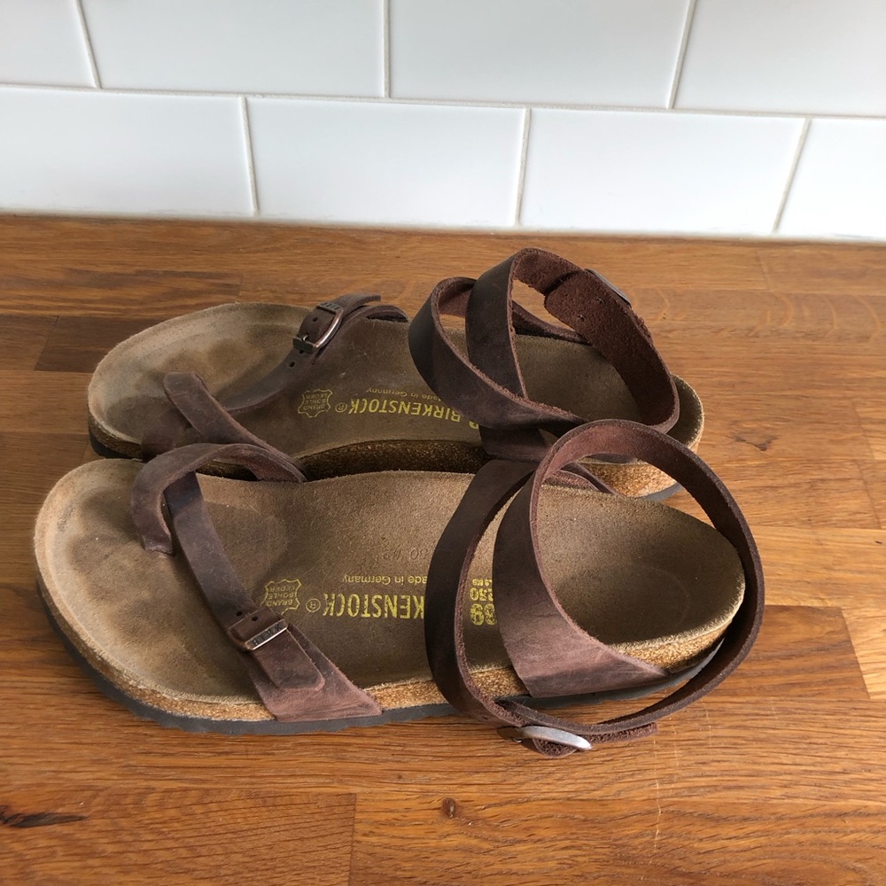 Birkenstock Yara Havana brown oil leather sandals